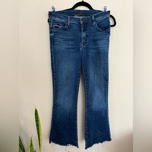 MOTHER Weekender Fray Jeans in Dark Wash, Ankle, size 29